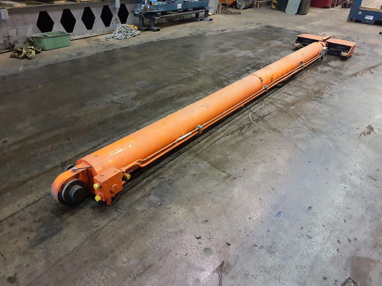 Spierings SK 598 AT5 erection cylinder - Xi lanh thủy lực cho Cẩu bánh lốp: hình 2 Spierings SK 598 AT5 erection cylinder - Xi lanh thủy lực cho Cẩu bánh lốp: hình 2