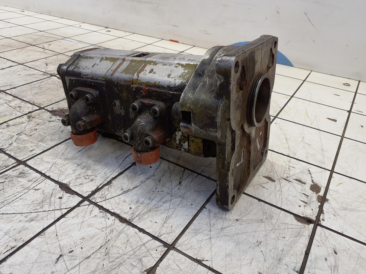 Sundstrand dual gear pump - Bơm thủy lực cho Cần cẩu: hình 3 Sundstrand dual gear pump - Bơm thủy lực cho Cần cẩu: hình 3