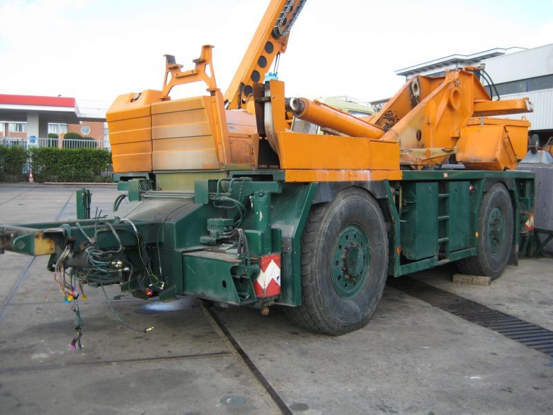 Tadano Faun ATF 30-2 for parts - Cần cẩu mọi địa hình: hình 2 Tadano Faun ATF 30-2 for parts - Cần cẩu mọi địa hình: hình 2