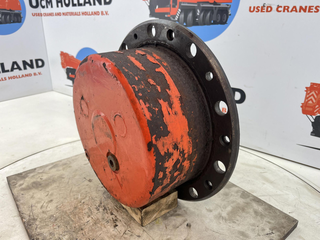 Terex AC 155 planetary gear 17-24-67-32-3pl-H135-46 - Mô tơ di chuyển cho Cần cẩu: hình 2 Terex AC 155 planetary gear 17-24-67-32-3pl-H135-46 - Mô tơ di chuyển cho Cần cẩu: hình 2