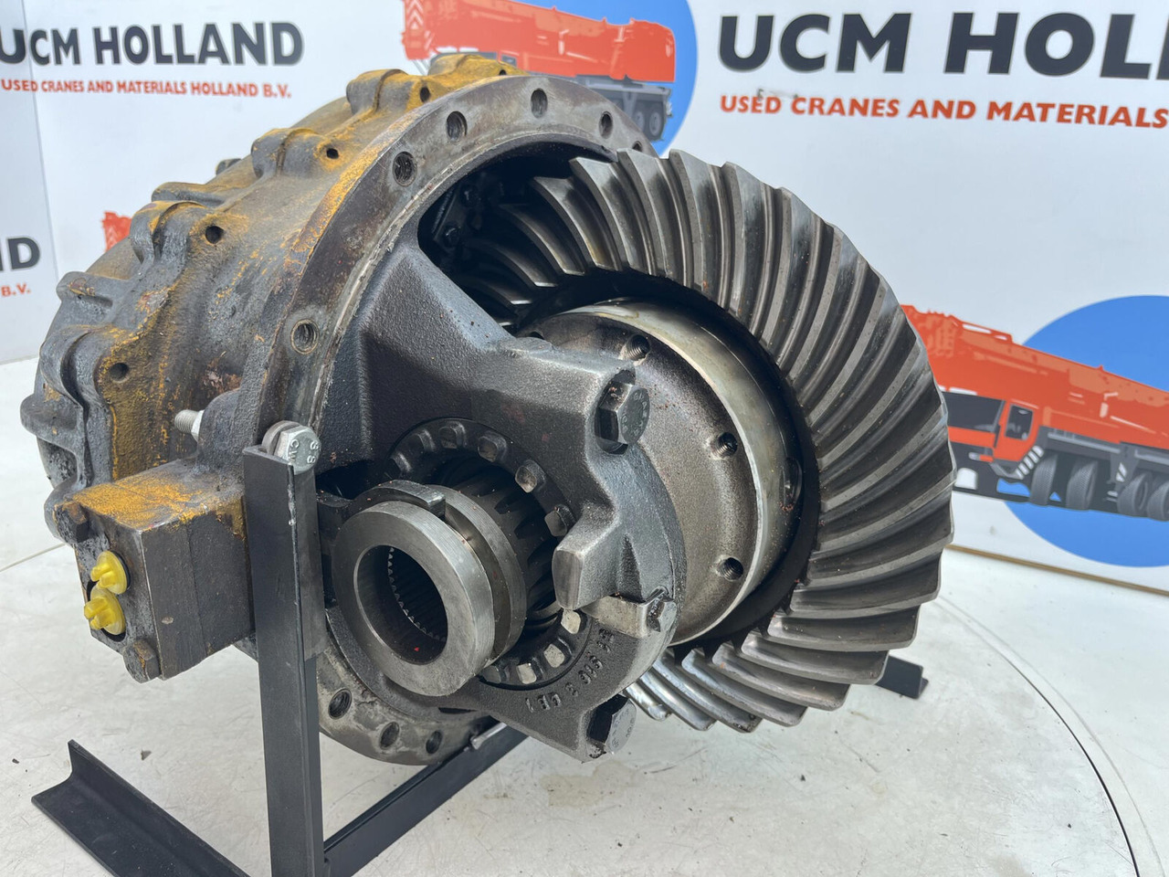 Terex AC 265 drive through diff 14x34 axle 2 - Bộ vi sai cho Cẩu bánh lốp: hình 1 Terex AC 265 drive through diff 14x34 axle 2 - Bộ vi sai cho Cẩu bánh lốp: hình 1
