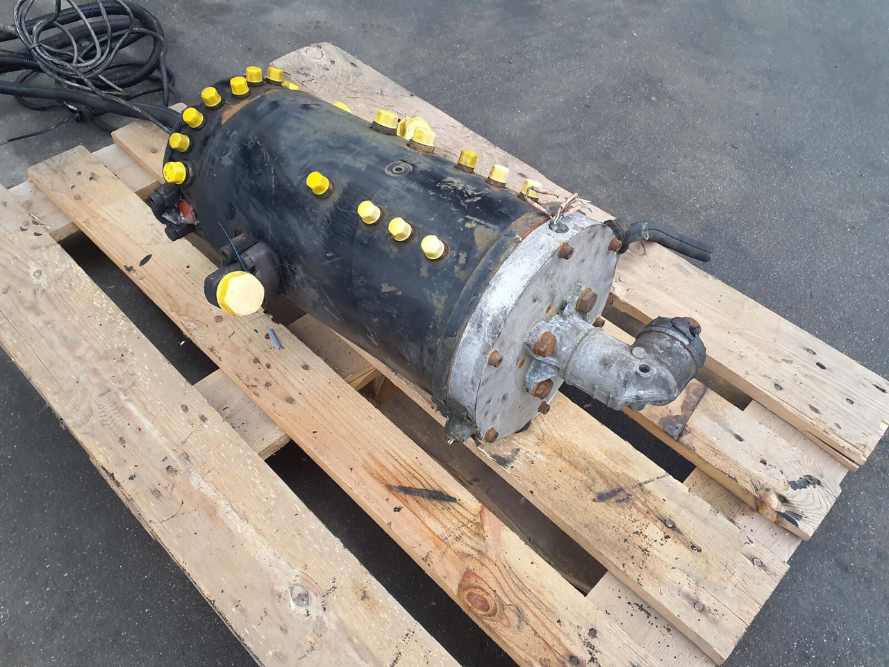 Terex AC 75 hydraulic and electric rotary joint - Thủy lực cho Cẩu bánh lốp: hình 3 Terex AC 75 hydraulic and electric rotary joint - Thủy lực cho Cẩu bánh lốp: hình 3