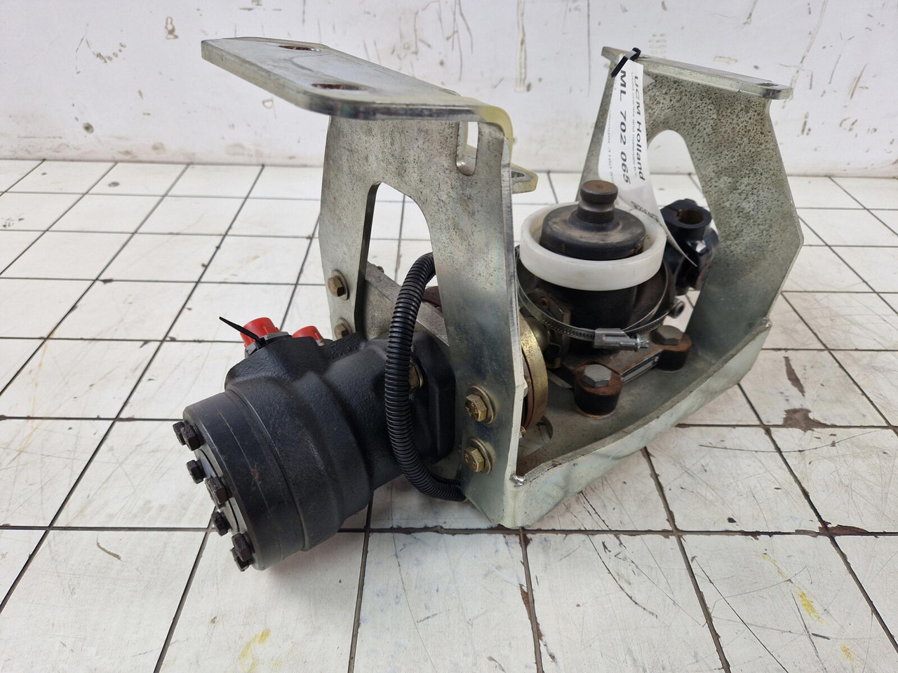 Terex Challenger 3160 Steering box - Cơ cấu lái cho Cẩu bánh lốp: hình 3 Terex Challenger 3160 Steering box - Cơ cấu lái cho Cẩu bánh lốp: hình 3