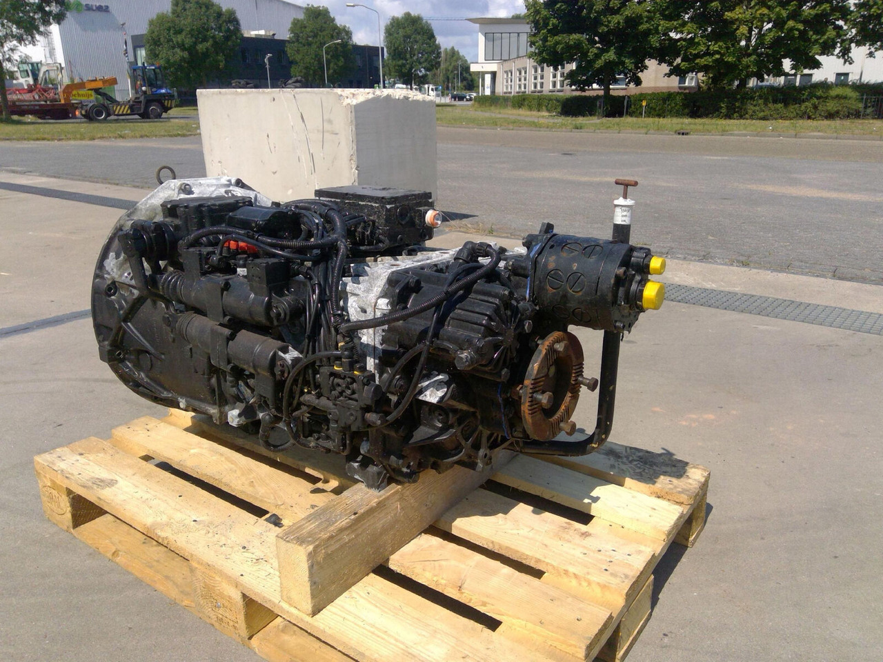 ZF ATF 60-4 gearbox ZF ECOSPLIT 16 S 151 - Hộp số cho Cẩu bánh lốp: hình 2 ZF ATF 60-4 gearbox ZF ECOSPLIT 16 S 151 - Hộp số cho Cẩu bánh lốp: hình 2