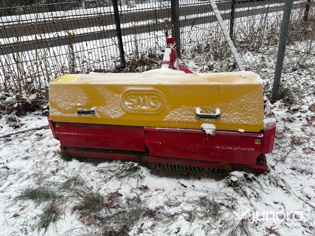 Djuprengörare - Turfking TK1500 - Trang thiết bị vườn: hình 2 Djuprengörare - Turfking TK1500 - Trang thiết bị vườn: hình 2