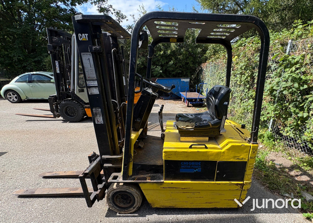 El truck Caterpillar - Xe nâng điện: hình 2 El truck Caterpillar - Xe nâng điện: hình 2