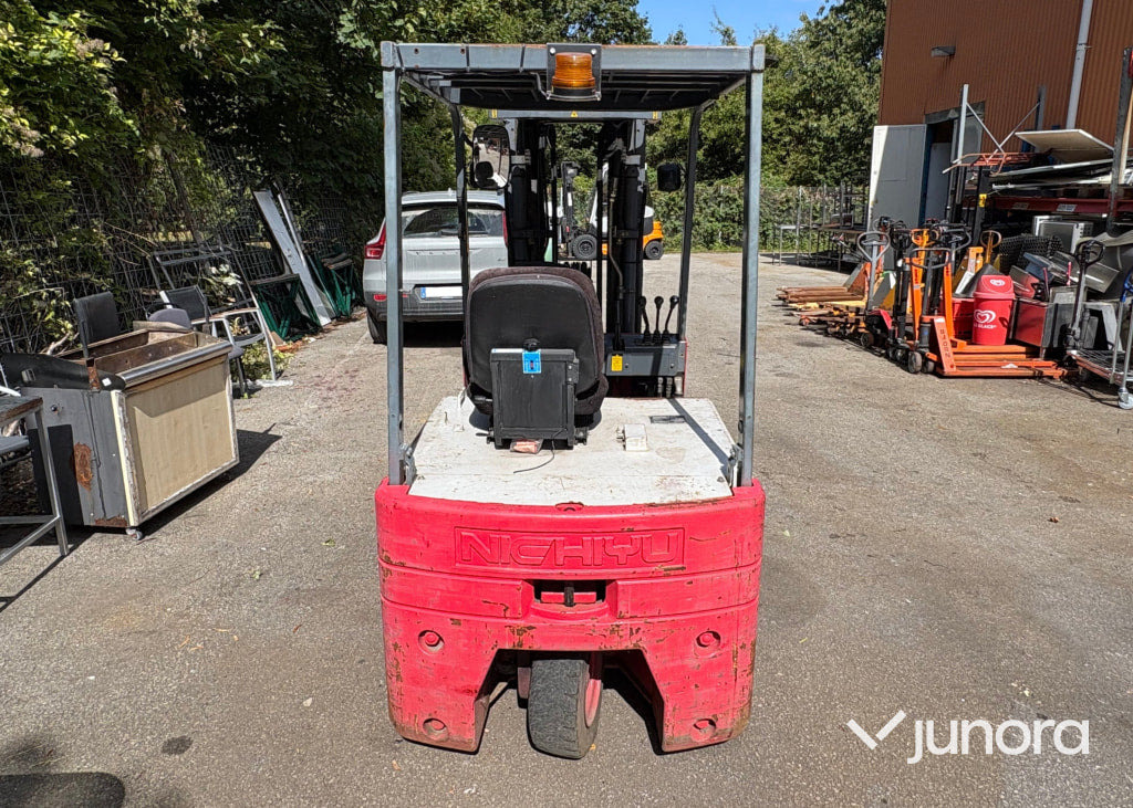 Gaffeltruck Nichiyu (1) - Xe nâng điện: hình 3 Gaffeltruck Nichiyu (1) - Xe nâng điện: hình 3