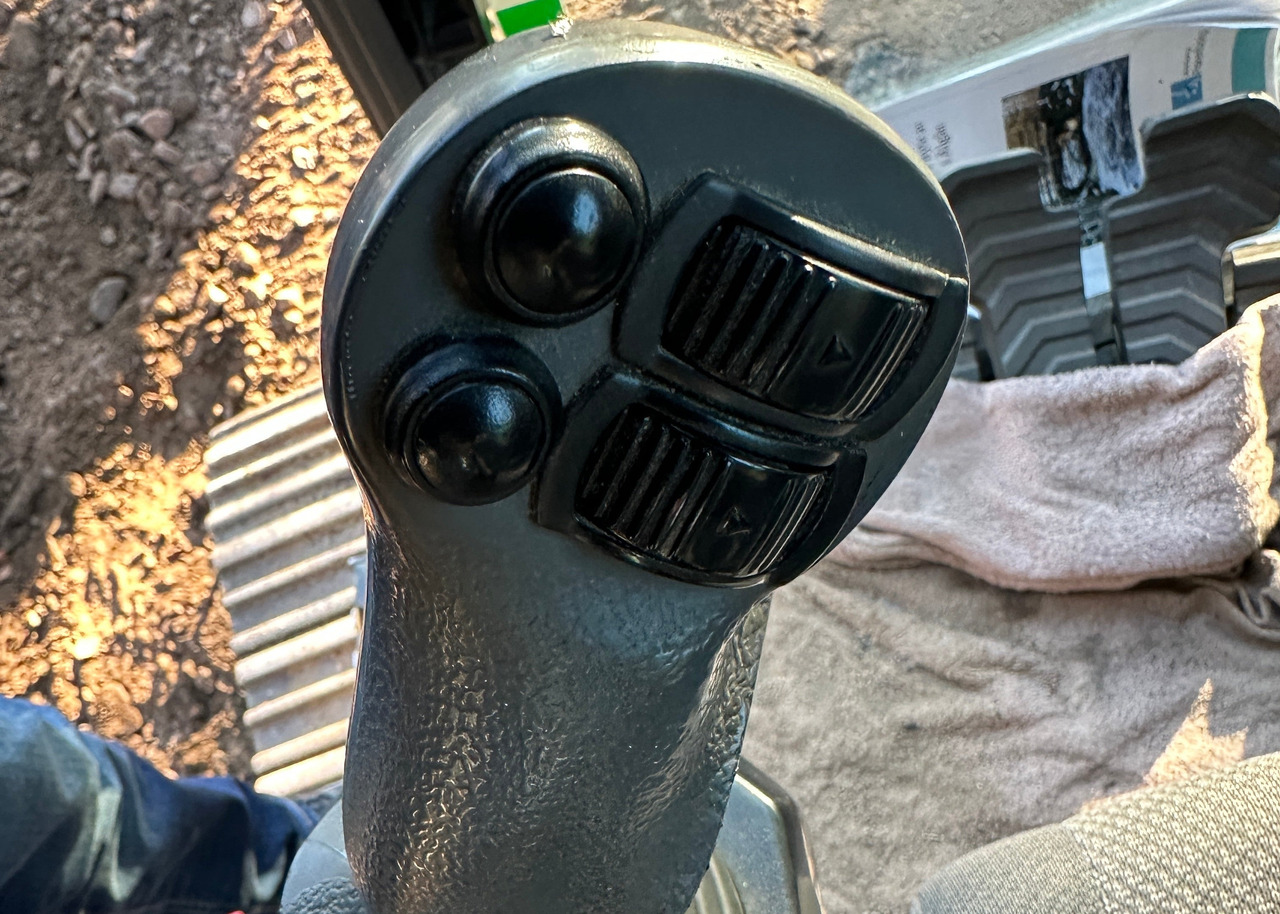 Máy xúc bánh xích Grävmaskin - Volvo, EC 220 EL: hình 17 Máy xúc bánh xích Grävmaskin - Volvo, EC 220 EL: hình 17