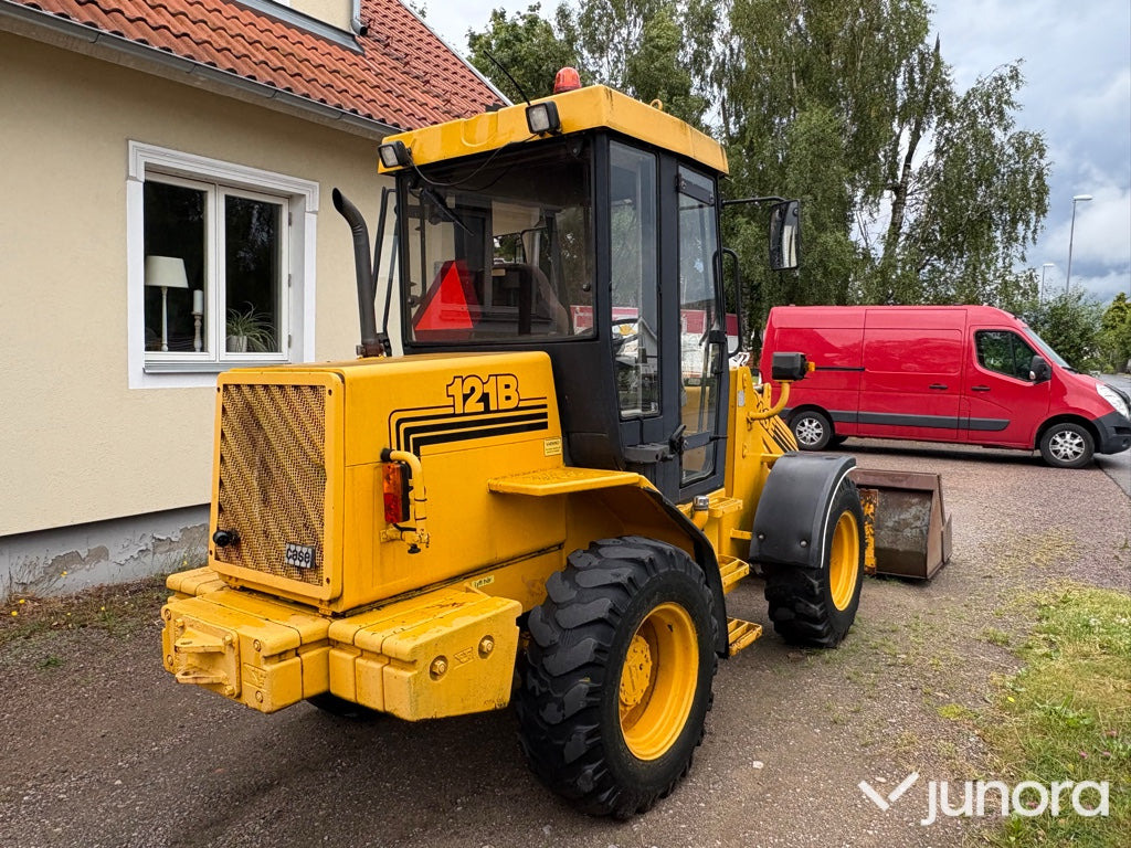 Hjullastare/Minilastare Case 121B - Máy xúc lật bánh lốp: hình 5 Hjullastare/Minilastare Case 121B - Máy xúc lật bánh lốp: hình 5