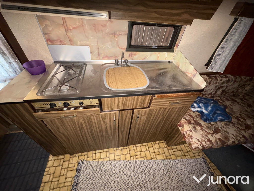 Rơ moóc kiểu caravan Husvagn - Kabe, Smaragd Grand Deluxe: hình 7 Rơ moóc kiểu caravan Husvagn - Kabe, Smaragd Grand Deluxe: hình 7