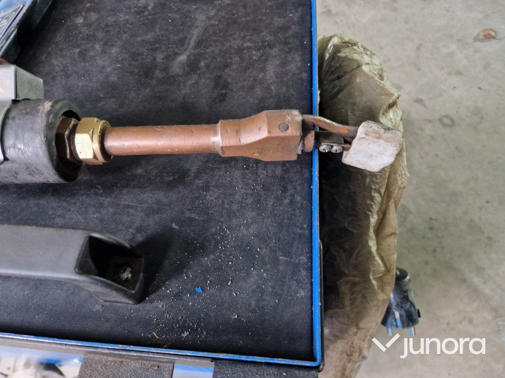 Induktionsvärmare - Teknel 300 - Máy cấp nhiệt xây dựng: hình 2 Induktionsvärmare - Teknel 300 - Máy cấp nhiệt xây dựng: hình 2