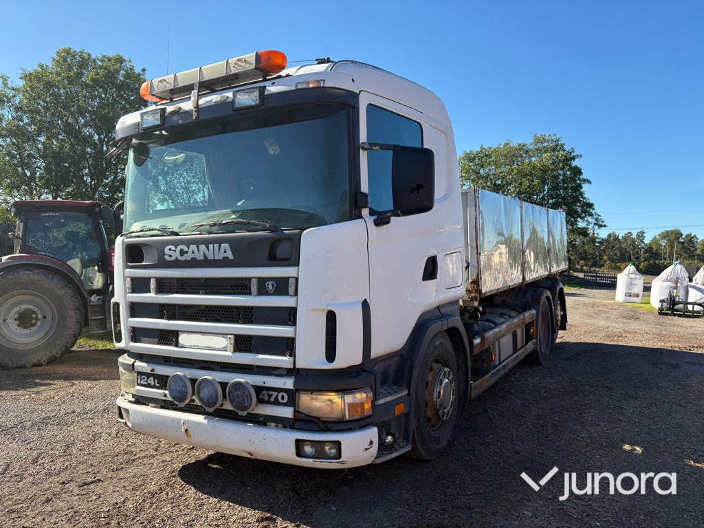 Lastbil Scania R124LB6X24NB470 - Xe ben: hình 1 Lastbil Scania R124LB6X24NB470 - Xe ben: hình 1