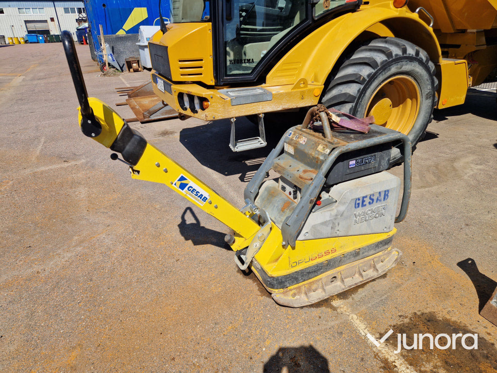 Markvibrator Wacker Neuson DPU 6555 - Đĩa rung: hình 1 Markvibrator Wacker Neuson DPU 6555 - Đĩa rung: hình 1