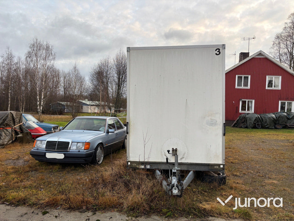 Skåpsläp - Hapert K - Rơ moóc hộp kín: hình 2 Skåpsläp - Hapert K - Rơ moóc hộp kín: hình 2