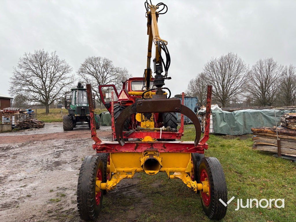 Skogsvagn - med kran - Rơ moóc lâm nghiệp: hình 4 Skogsvagn - med kran - Rơ moóc lâm nghiệp: hình 4