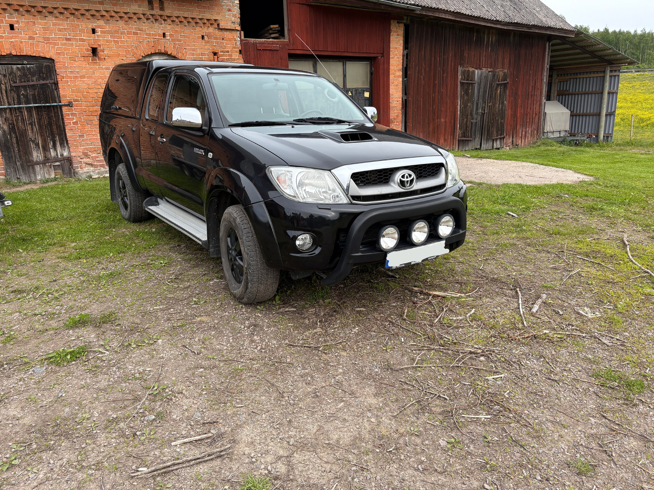 Toyota Hilux X-Cab 4wd - Xe bán tải: hình 3 Toyota Hilux X-Cab 4wd - Xe bán tải: hình 3