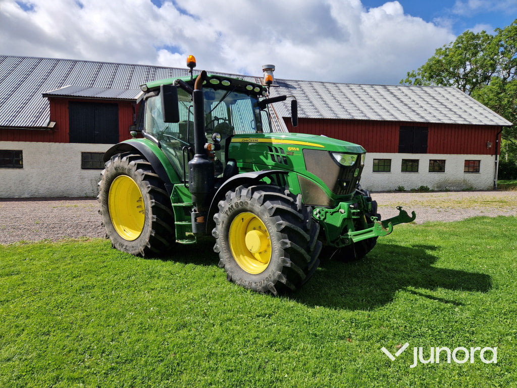 Traktor John Deere 6155R - Máy cày: hình 1 Traktor John Deere 6155R - Máy cày: hình 1