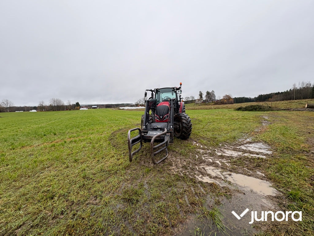 Traktor - Valtra A115 - Máy cày: hình 3 Traktor - Valtra A115 - Máy cày: hình 3
