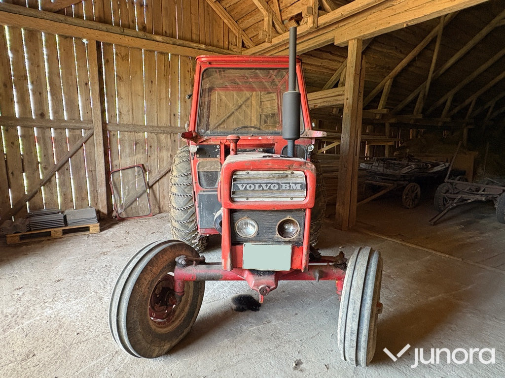 Traktor - Volvo, BM 430 - Máy cày: hình 2 Traktor - Volvo, BM 430 - Máy cày: hình 2