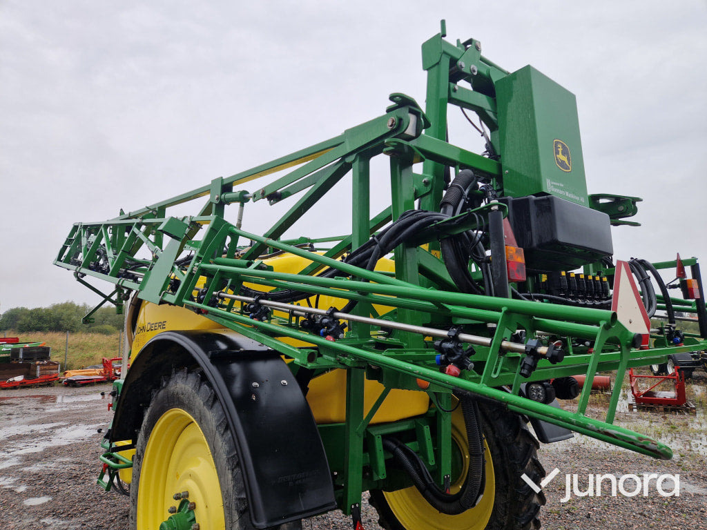 Växtskyddsspruta - John Deere M740i - Máy xịt kéo: hình 2 Växtskyddsspruta - John Deere M740i - Máy xịt kéo: hình 2
