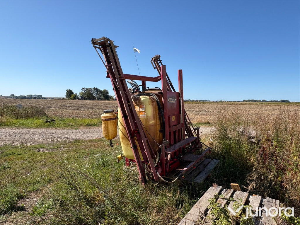 Växtspruta - Hardi, 1000L, 12M - Máy xịt gắn trên máy cày: hình 4 Växtspruta - Hardi, 1000L, 12M - Máy xịt gắn trên máy cày: hình 4