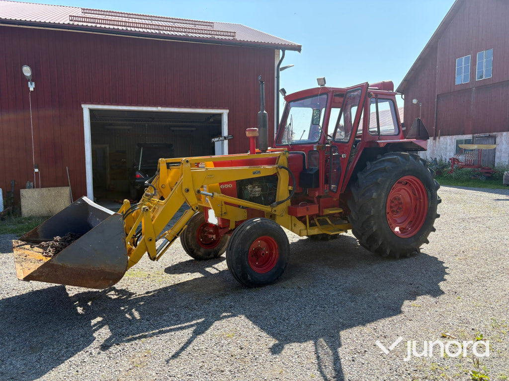 Volvo BM 650 - Máy cày: hình 1 Volvo BM 650 - Máy cày: hình 1