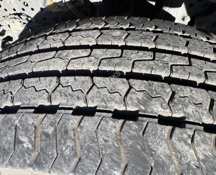 Mercedes Antos 1843 - Xe tải nâng móc: hình 3 Mercedes Antos 1843 - Xe tải nâng móc: hình 3