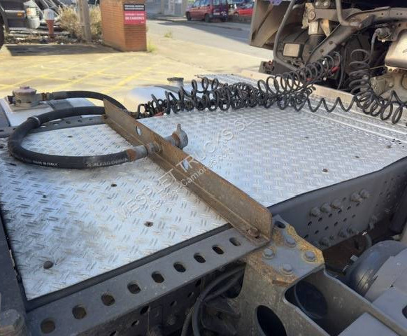 Mercedes Actros 1845 LS - Xe đầu kéo: hình 5 Mercedes Actros 1845 LS - Xe đầu kéo: hình 5