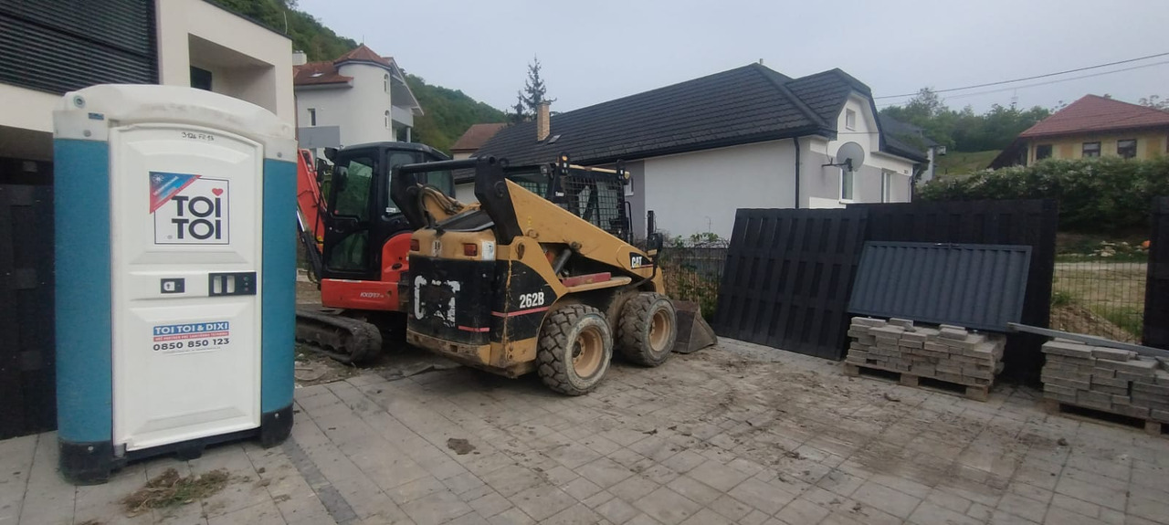 CATERPILLAR 262B - Máy xúc lật đa năng: hình 1 CATERPILLAR 262B - Máy xúc lật đa năng: hình 1