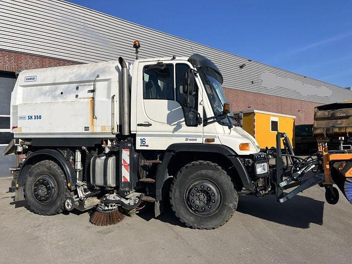 Mercedes-Benz Unimog U400 U400 4 x 2 / Schmidt SK350 sweeper - Xe quét đường: hình 1 Mercedes-Benz Unimog U400 U400 4 x 2 / Schmidt SK350 sweeper - Xe quét đường: hình 1