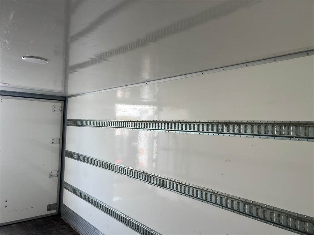 MAN TGL 8-220 4x2 BL incl. 2 stk veksellad - Xe chở container/ Xe tải hoán đổi thân: hình 3 MAN TGL 8-220 4x2 BL incl. 2 stk veksellad - Xe chở container/ Xe tải hoán đổi thân: hình 3