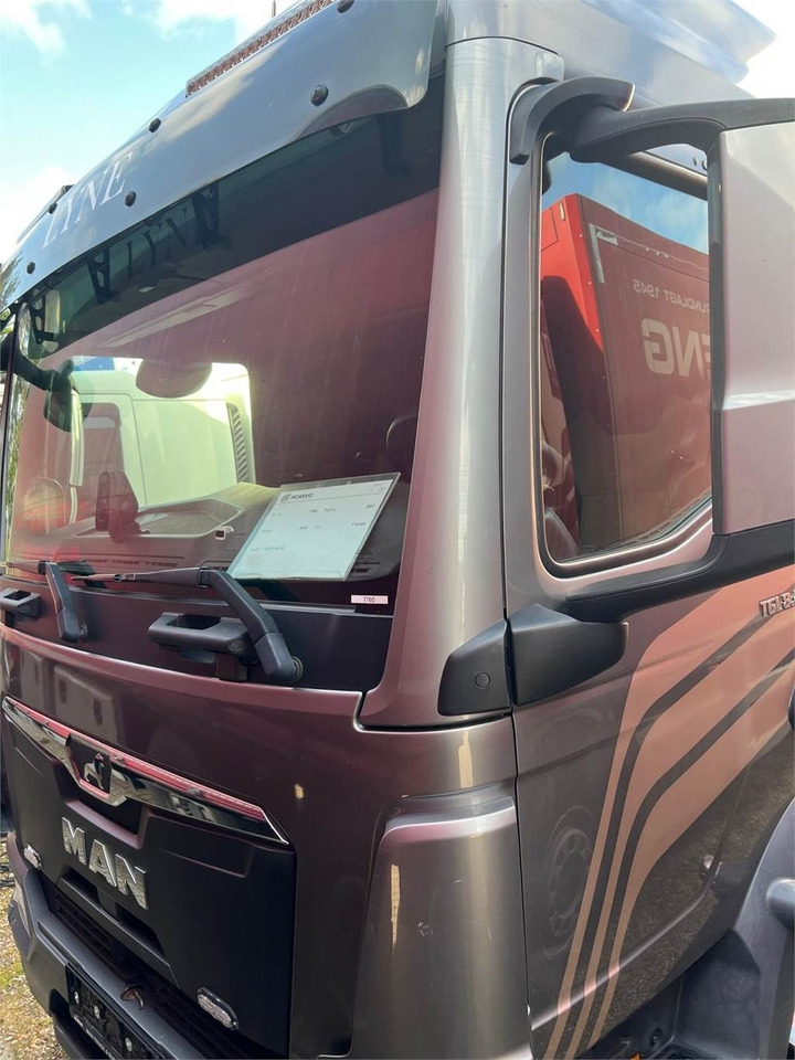 MAN TGL 8-220 4x2 BL incl. 2 stk veksellad - Xe chở container/ Xe tải hoán đổi thân: hình 2 MAN TGL 8-220 4x2 BL incl. 2 stk veksellad - Xe chở container/ Xe tải hoán đổi thân: hình 2