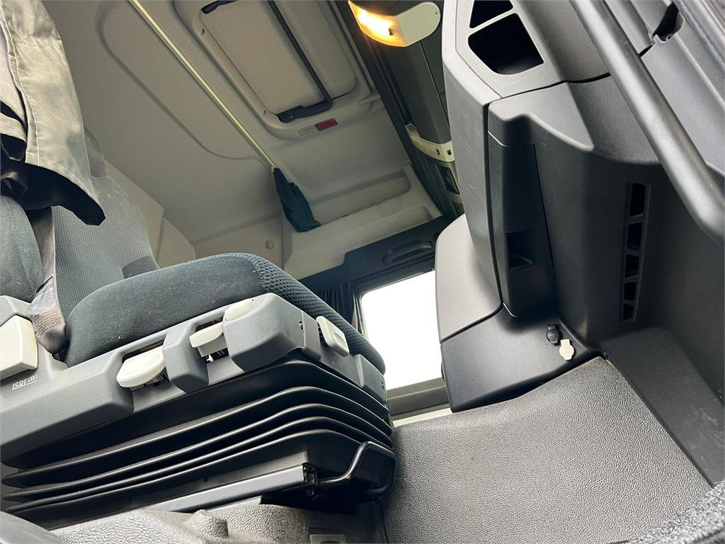 Xe chở container/ Xe tải hoán đổi thân MAN TGS 26-440 6x2-4 LL: hình 19 Xe chở container/ Xe tải hoán đổi thân MAN TGS 26-440 6x2-4 LL: hình 19