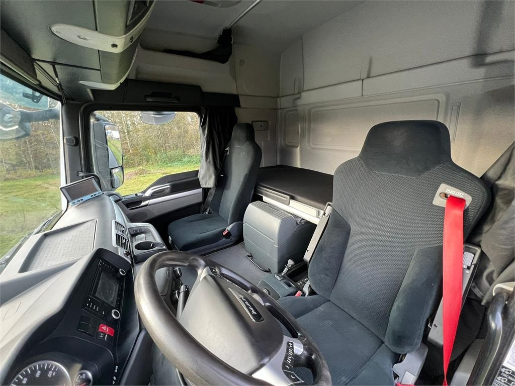 Xe chở container/ Xe tải hoán đổi thân MAN TGS 26-440 6x2-4 LL: hình 22 Xe chở container/ Xe tải hoán đổi thân MAN TGS 26-440 6x2-4 LL: hình 22