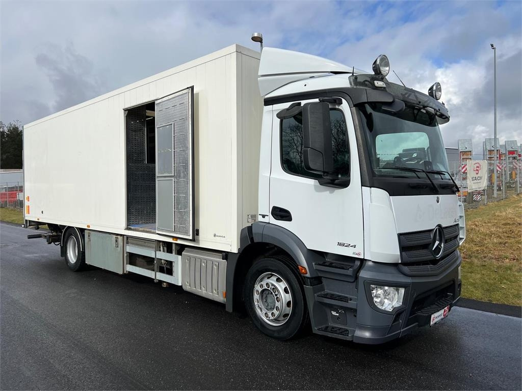 Mercedes-Benz Antos 1824 LnR  - Xe tải hộp: hình 2 Mercedes-Benz Antos 1824 LnR  - Xe tải hộp: hình 2