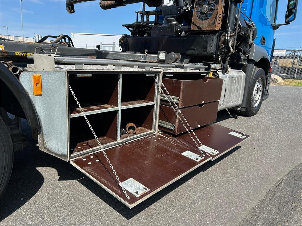 Mercedes-Benz Antos 2546 - Hiab 192 E kran  - Xe tải chở thùng nhỏ: hình 3 Mercedes-Benz Antos 2546 - Hiab 192 E kran  - Xe tải chở thùng nhỏ: hình 3