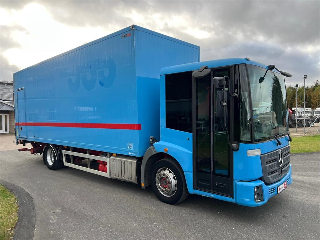 Mercedes-Benz Econic 1827 L  - Xe tải hộp: hình 2 Mercedes-Benz Econic 1827 L  - Xe tải hộp: hình 2