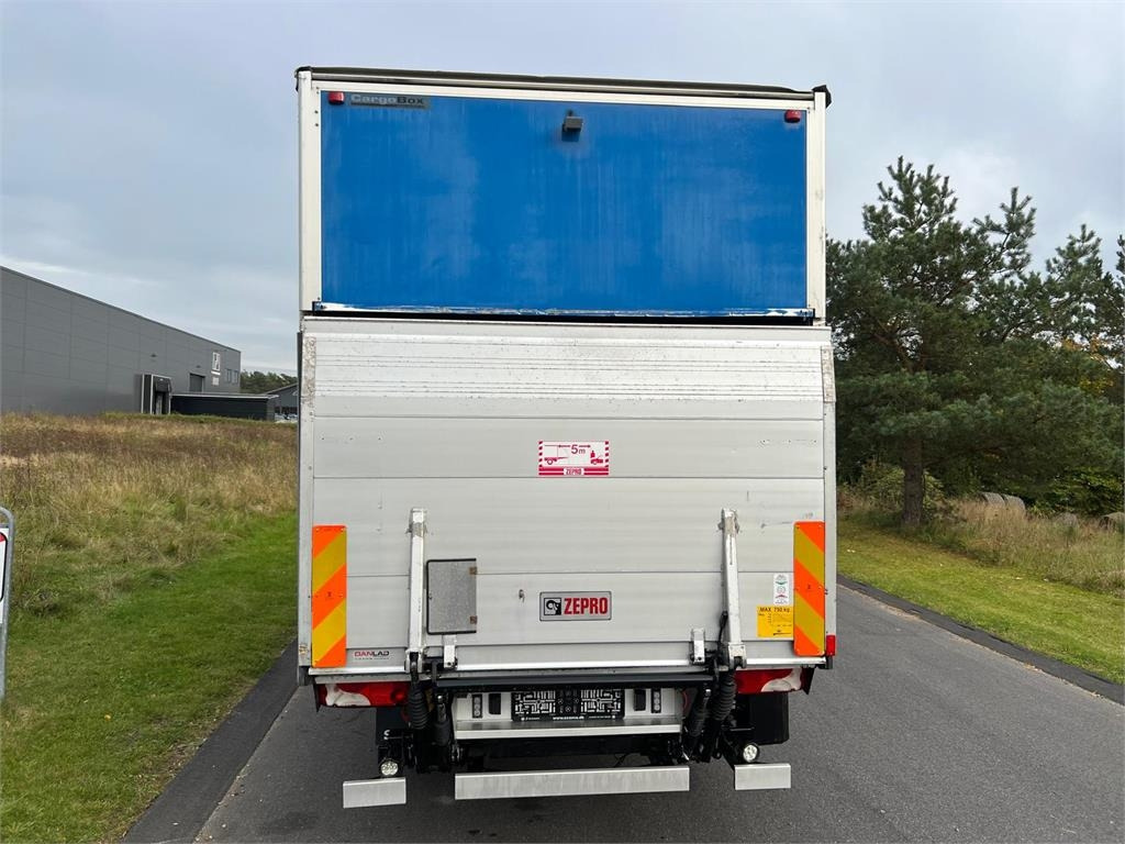 Mercedes-Benz Sprinter 516 CDI - Xe tải hộp: hình 5 Mercedes-Benz Sprinter 516 CDI - Xe tải hộp: hình 5