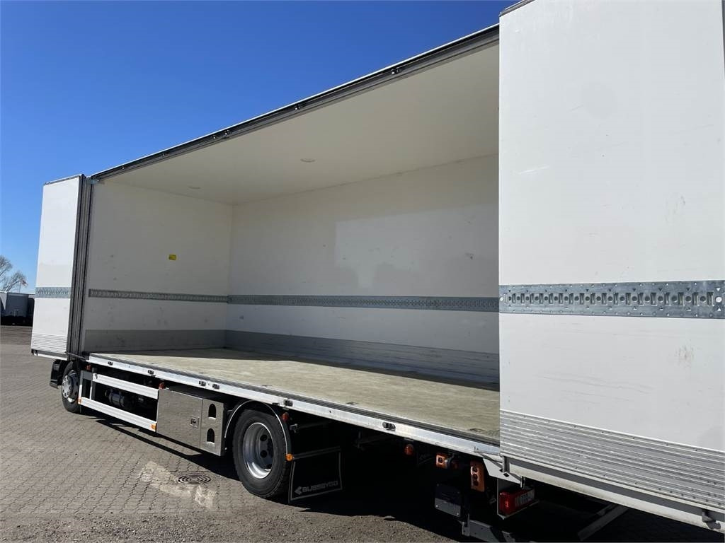 Renault D280 Premium - Xe tải hộp: hình 2 Renault D280 Premium - Xe tải hộp: hình 2