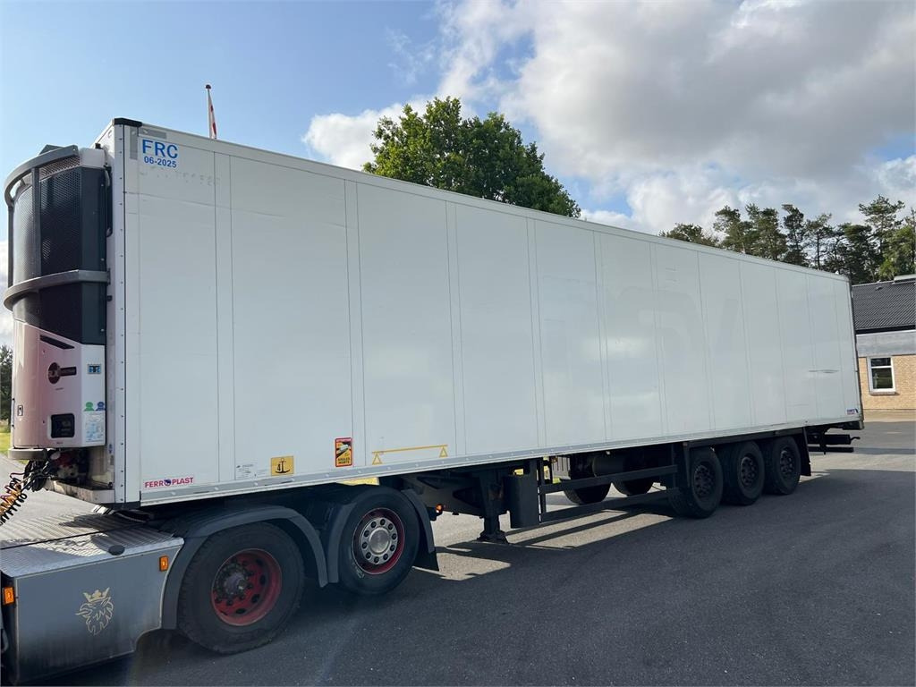 Schmitz SCB*S3B Dobbelt compartment - Sơ mi rơ moóc đông lạnh: hình 1 Schmitz SCB*S3B Dobbelt compartment - Sơ mi rơ moóc đông lạnh: hình 1