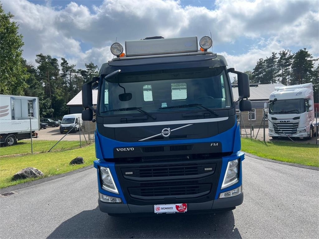 Volvo FM460 - Hiab 302EP 5 kran - Xe tải chở thùng nhỏ: hình 4 Volvo FM460 - Hiab 302EP 5 kran - Xe tải chở thùng nhỏ: hình 4