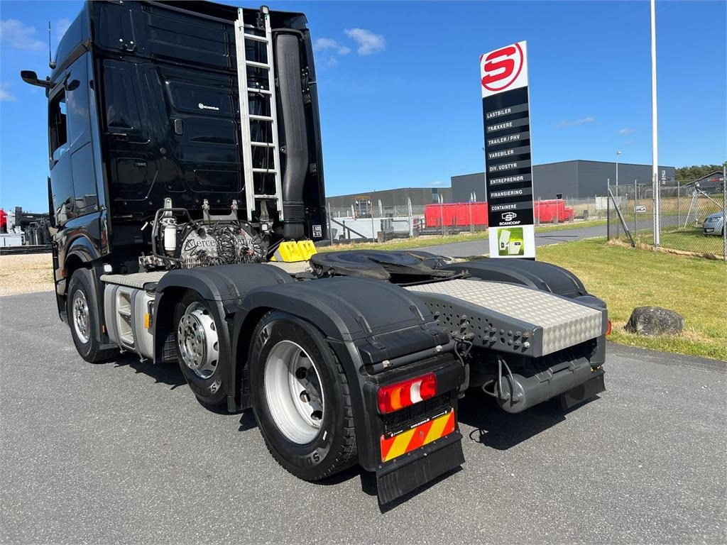 Xe đầu kéo Mercedes-Benz Actros 2545 LS: hình 7