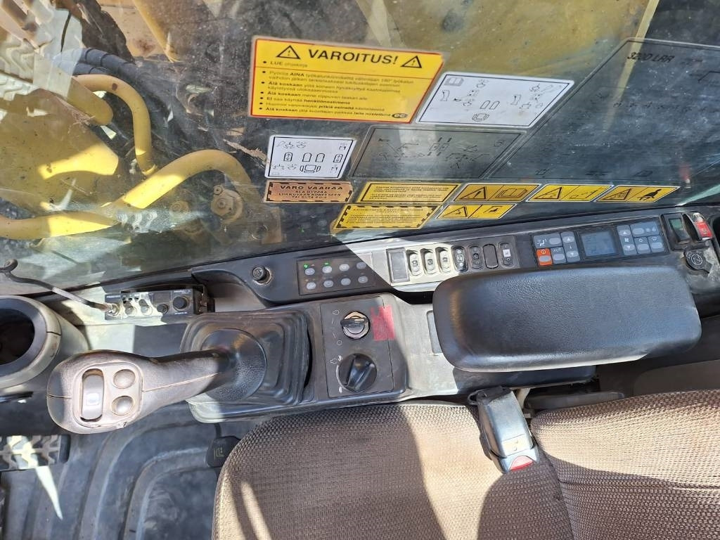 Máy xúc bánh xích CAT 320DLRR PYÖRITTÄJÄLLÄ: hình 9
