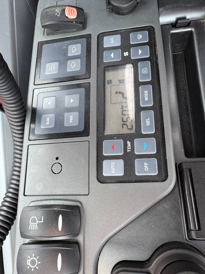 Máy xúc bánh xích Doosan DX 140 LCR-5 Pyörittäjällä: hình 15