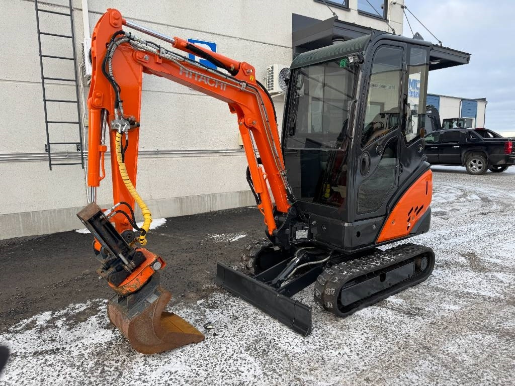 Hitachi ZX 18-3 CLR Kallistaja ja pyöritys - Máy xúc mini: hình 2 Hitachi ZX 18-3 CLR Kallistaja ja pyöritys - Máy xúc mini: hình 2