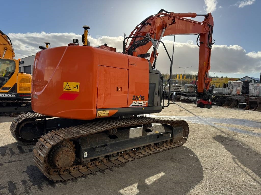 Hitachi ZX 225 US R LC-6 - Máy xúc bánh xích: hình 4 Hitachi ZX 225 US R LC-6 - Máy xúc bánh xích: hình 4