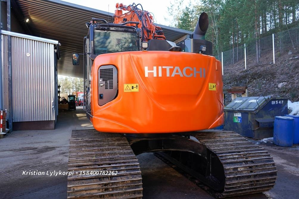 Máy xúc bánh xích Hitachi ZX135US-6 METSÄALUSTALLA: hình 31