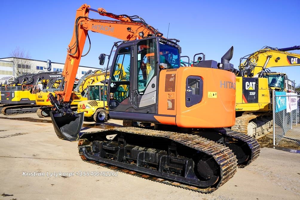 Hitachi ZX135US-6 METSÄALUSTALLA - Máy xúc bánh xích: hình 2 Hitachi ZX135US-6 METSÄALUSTALLA - Máy xúc bánh xích: hình 2