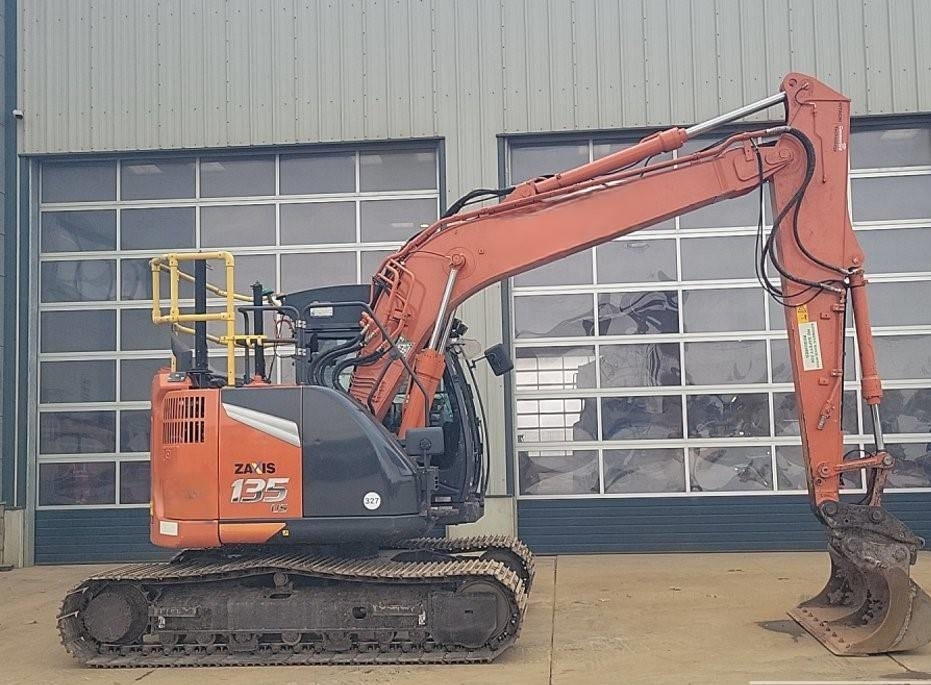 Hitachi ZX135US-7 - Máy xúc bánh xích: hình 2 Hitachi ZX135US-7 - Máy xúc bánh xích: hình 2