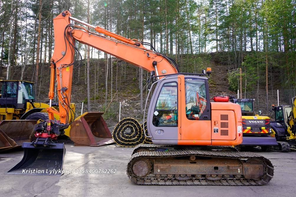 Hitachi ZX135US VÄHÄN AJETTU - Máy xúc bánh xích: hình 1 Hitachi ZX135US VÄHÄN AJETTU - Máy xúc bánh xích: hình 1